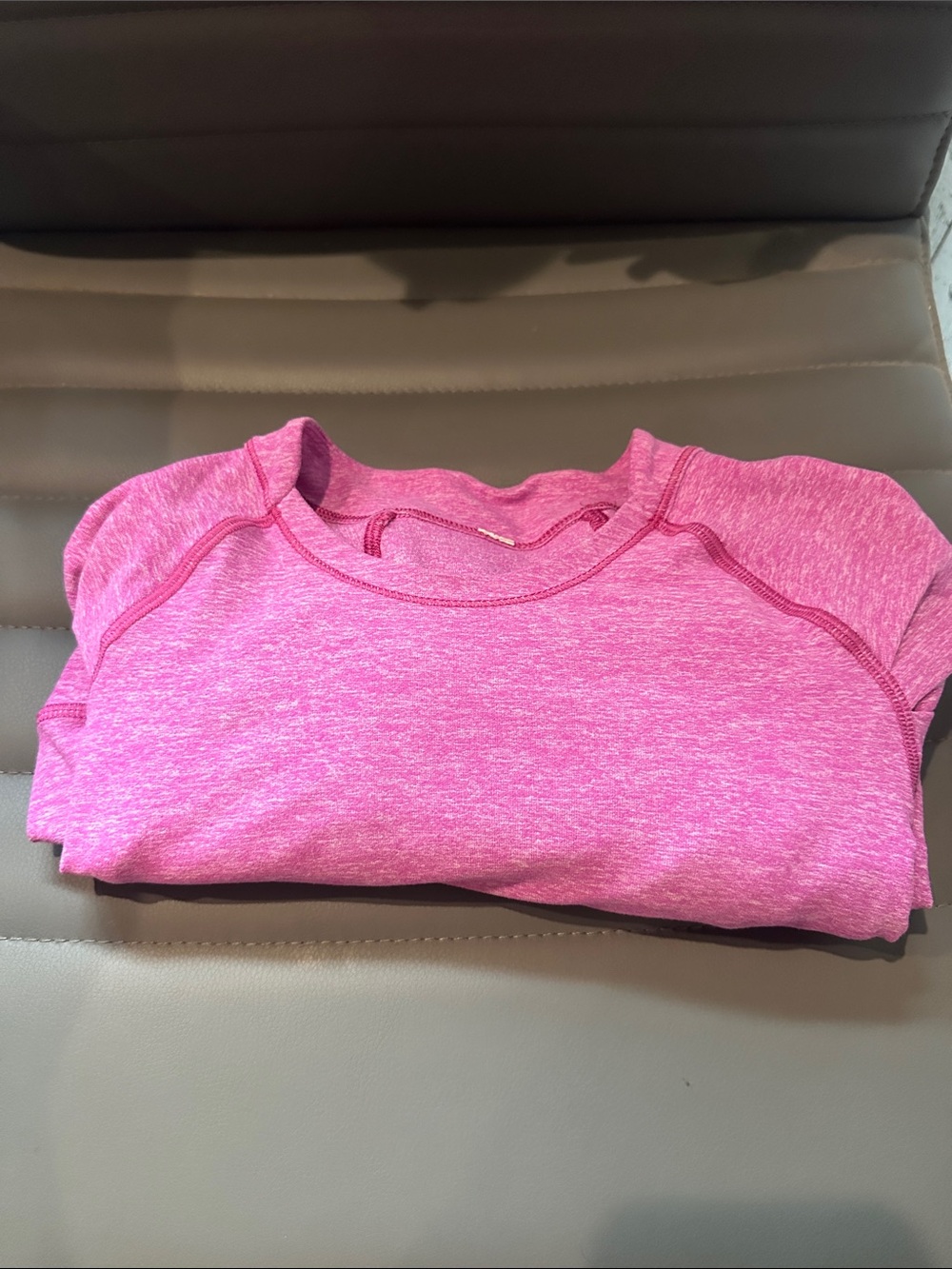 lululemon athletica Long-Sleeve Active Top size 4 - Picture 2 of 9